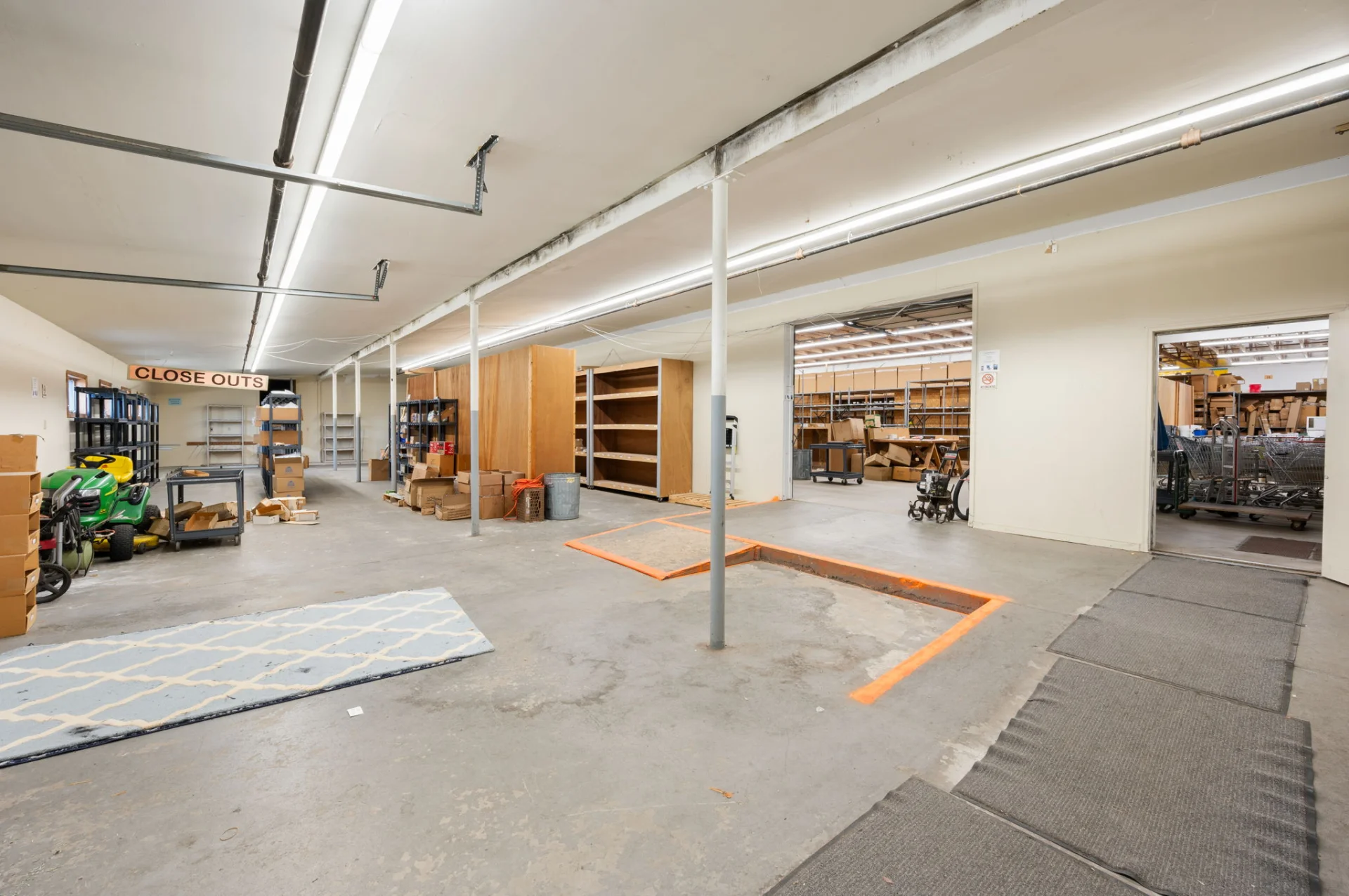 36 Web Or Mls 16 E Industrial Rd 20.webp